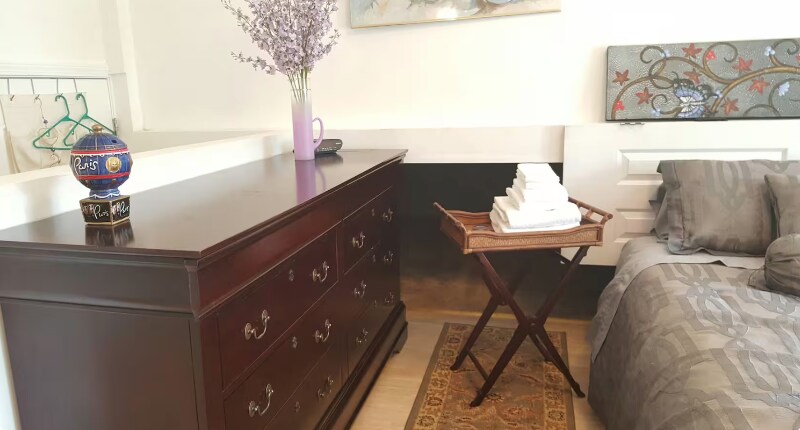 Building Photo - 688 Nebraska St