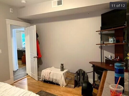 Building Photo - 36 Main St