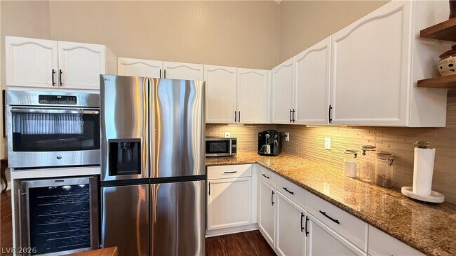 Building Photo - 10633 Adamsong Ave