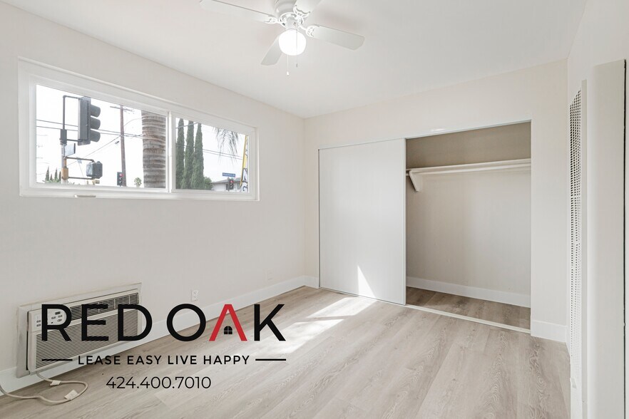 Building Photo - 7350 Hazeltine Ave