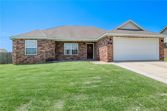 Building Photo - 403 Cherry St