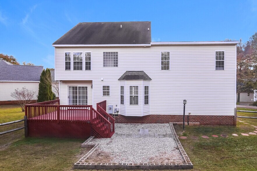 Building Photo - 128 Pondfield Ct