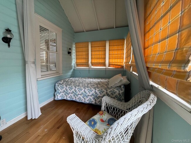 Building Photo - 896 Evergreen Walk