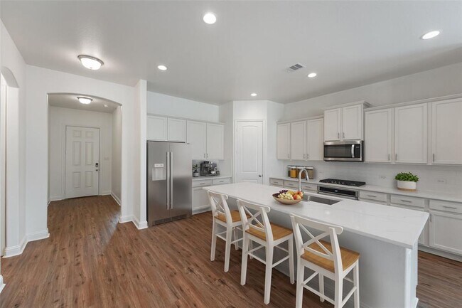 Building Photo - 10091 Black Maple Dr