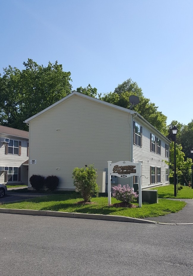 Building Photo - Barmann Avenue Apartments