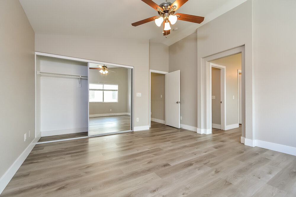 Building Photo - 5277 Vine Hill Ct