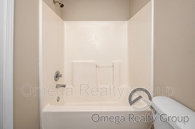 Building Photo - 312 Percy St