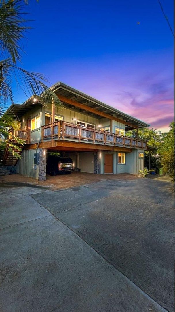 Building Photo - BK-1284