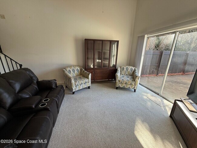 Building Photo - 1153 Belaire Dr