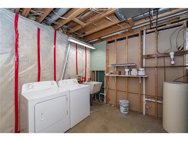 Building Photo - 2511 Mayowood Ln SW