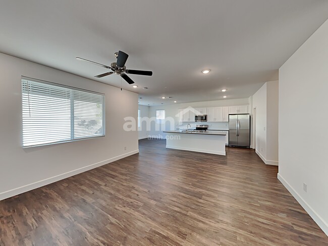 Building Photo - 2846 Hot Cider Ave
