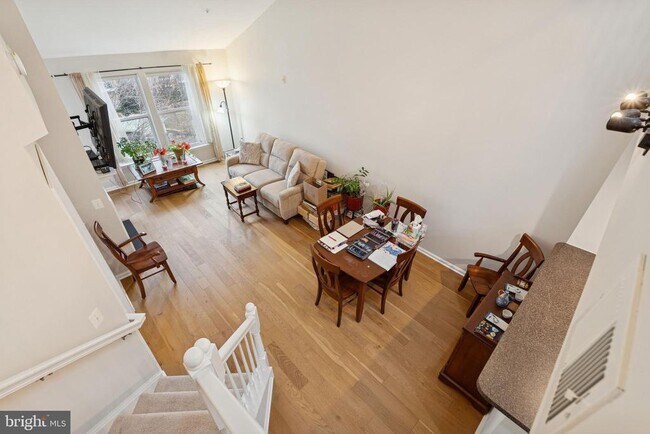 Building Photo - 12000 Market St