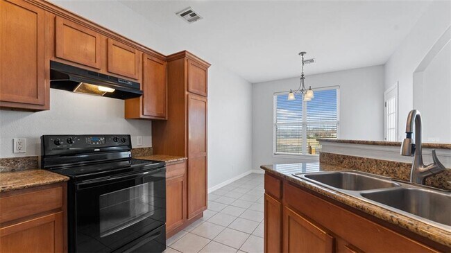 Building Photo - 4102 SW Fieldstone Blvd