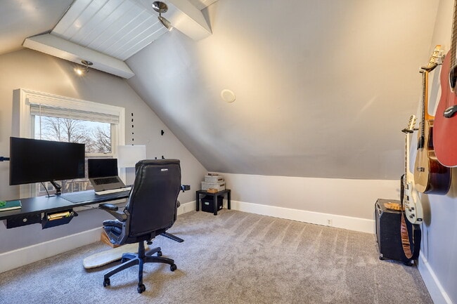 Building Photo - 4BR SW Minneapolis Rental w/EnSuite + Walk to Lake Harriet + April 1 Move-In + Pet Friendly