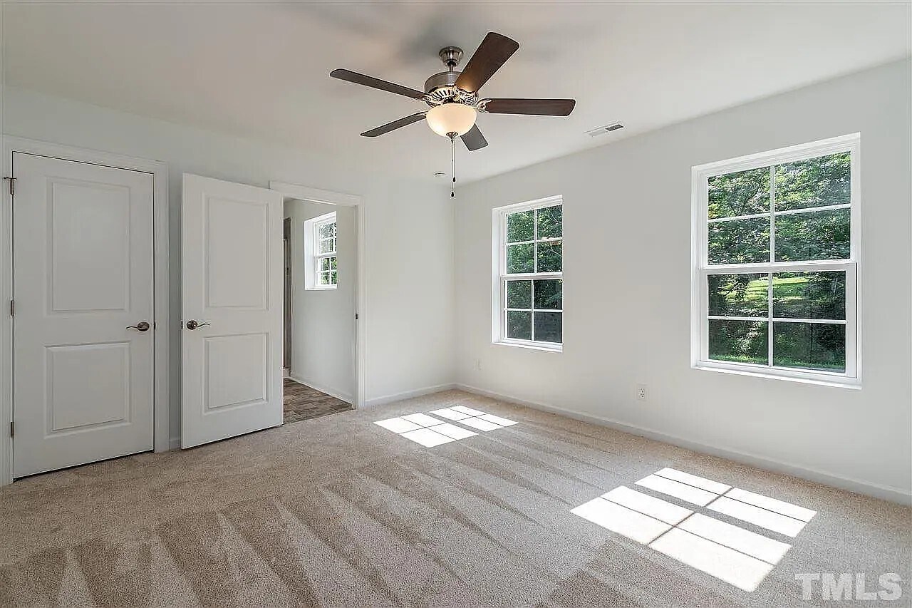Building Photo - 2526 Sumter Dr