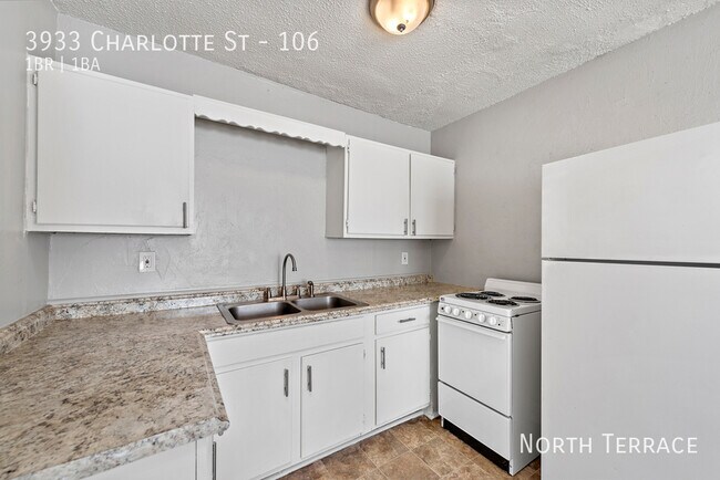 Building Photo - 3933 Charlotte St