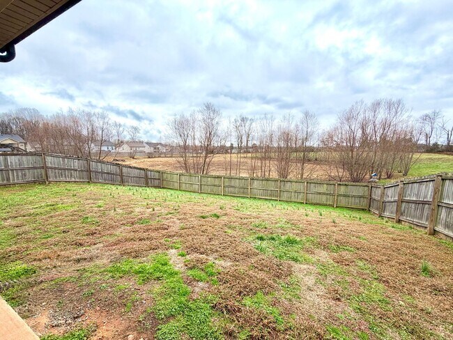 Building Photo - 1137 Gentry Dr