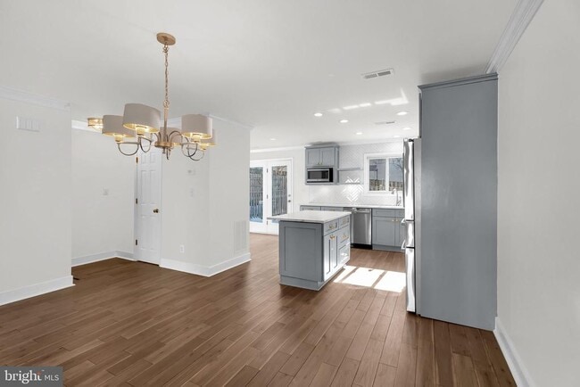 Building Photo - 3820 White Post Ct