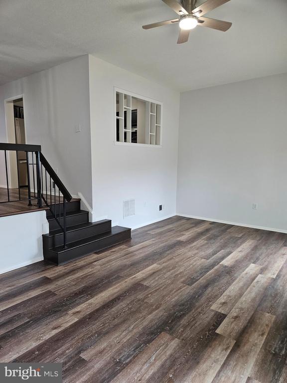 Building Photo - 6322 Bentham Ct