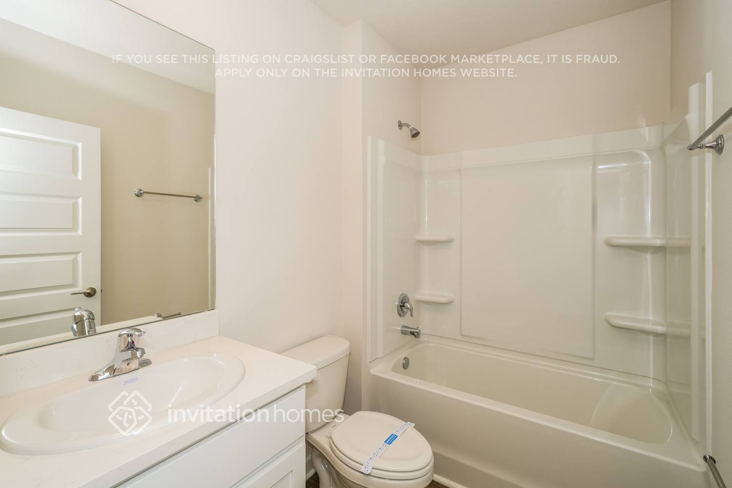 Building Photo - 18307 Wheathouse Pl