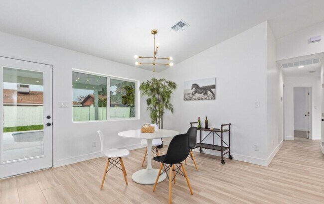 Building Photo - 3740 E Harmony Ave