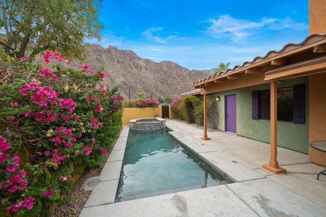 Building Photo - 51980 Avenida Cortez