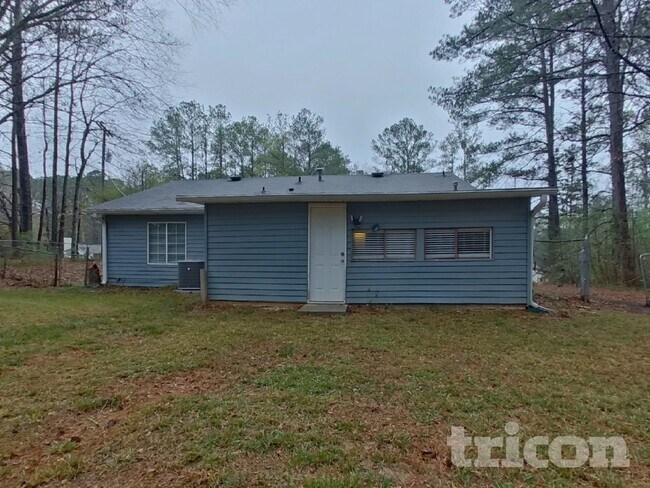 Building Photo - 3182 Lake Monroe Rd