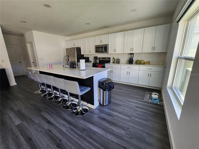 Building Photo - 5148 Tuscany Ln