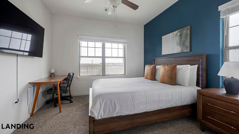 Building Photo - 2115 Windsor Blvd