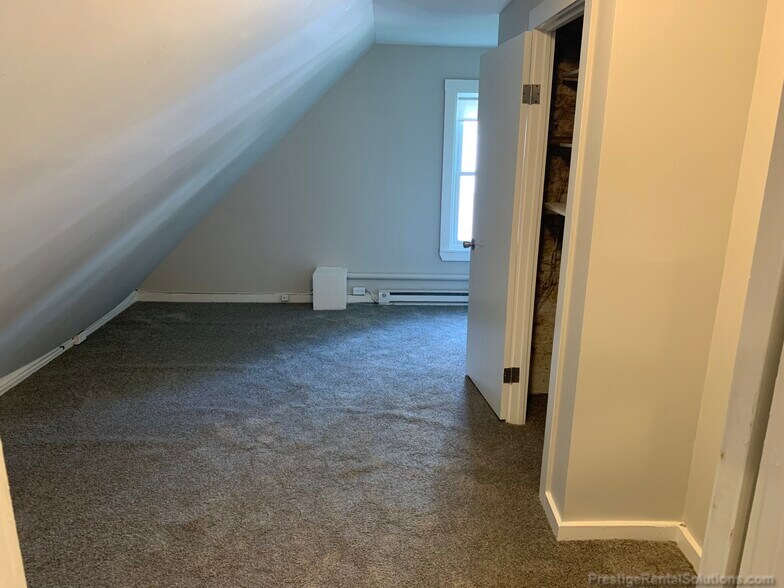 Building Photo - 6 Walk Hill St