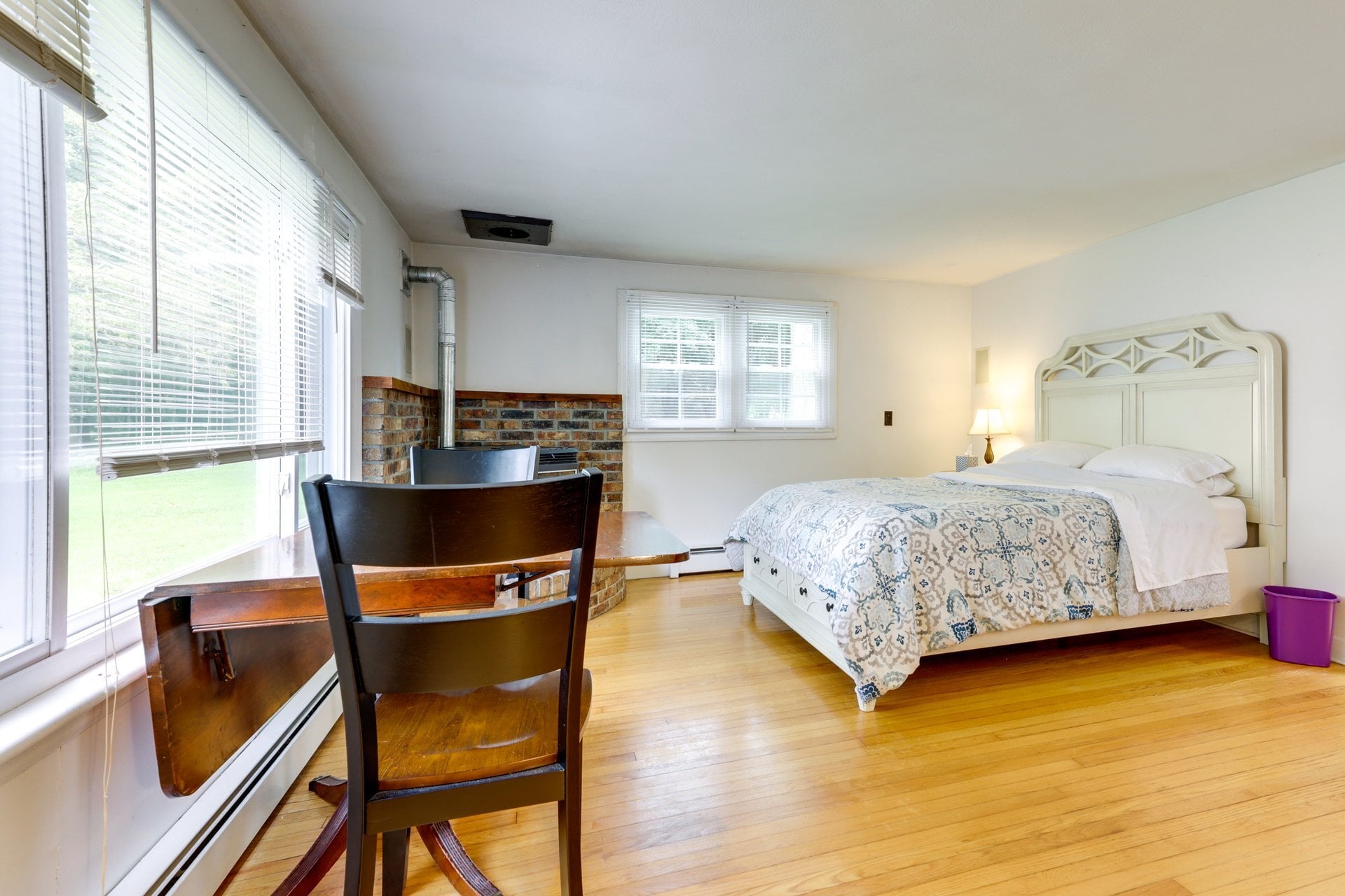 Building Photo - 44 Lakewood Dr