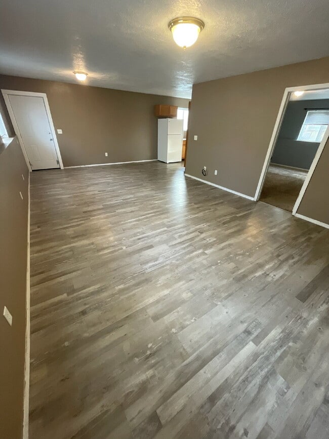 Building Photo - $1595