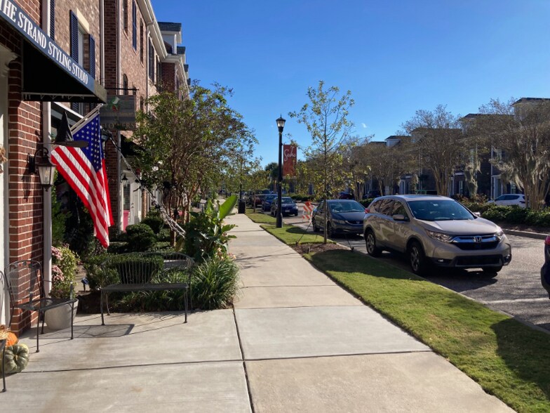 Building Photo - 2922 Howard Ave