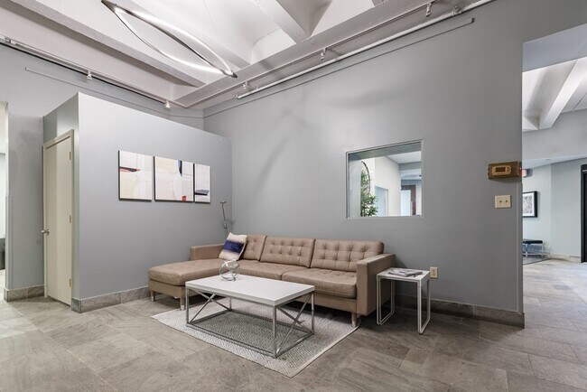 Building Photo - 12 Stoneholm St