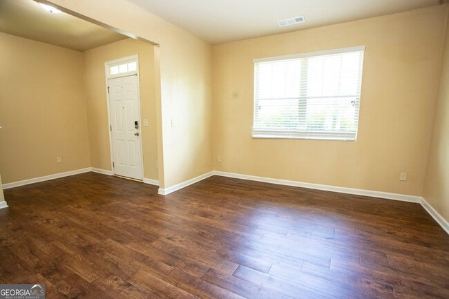 Building Photo - 141 Westin Way