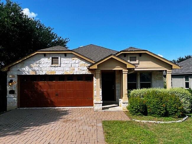 Primary Photo - 406 Parkside Dr
