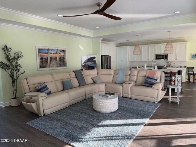 Building Photo - 621 Hang Loose Wy