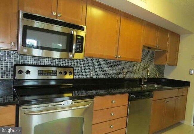 Building Photo - 2230 George C Marshall Dr