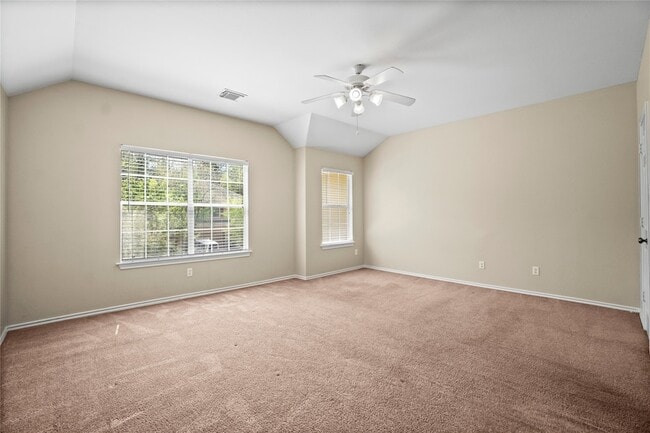 Building Photo - 15 Blue Creek Pl