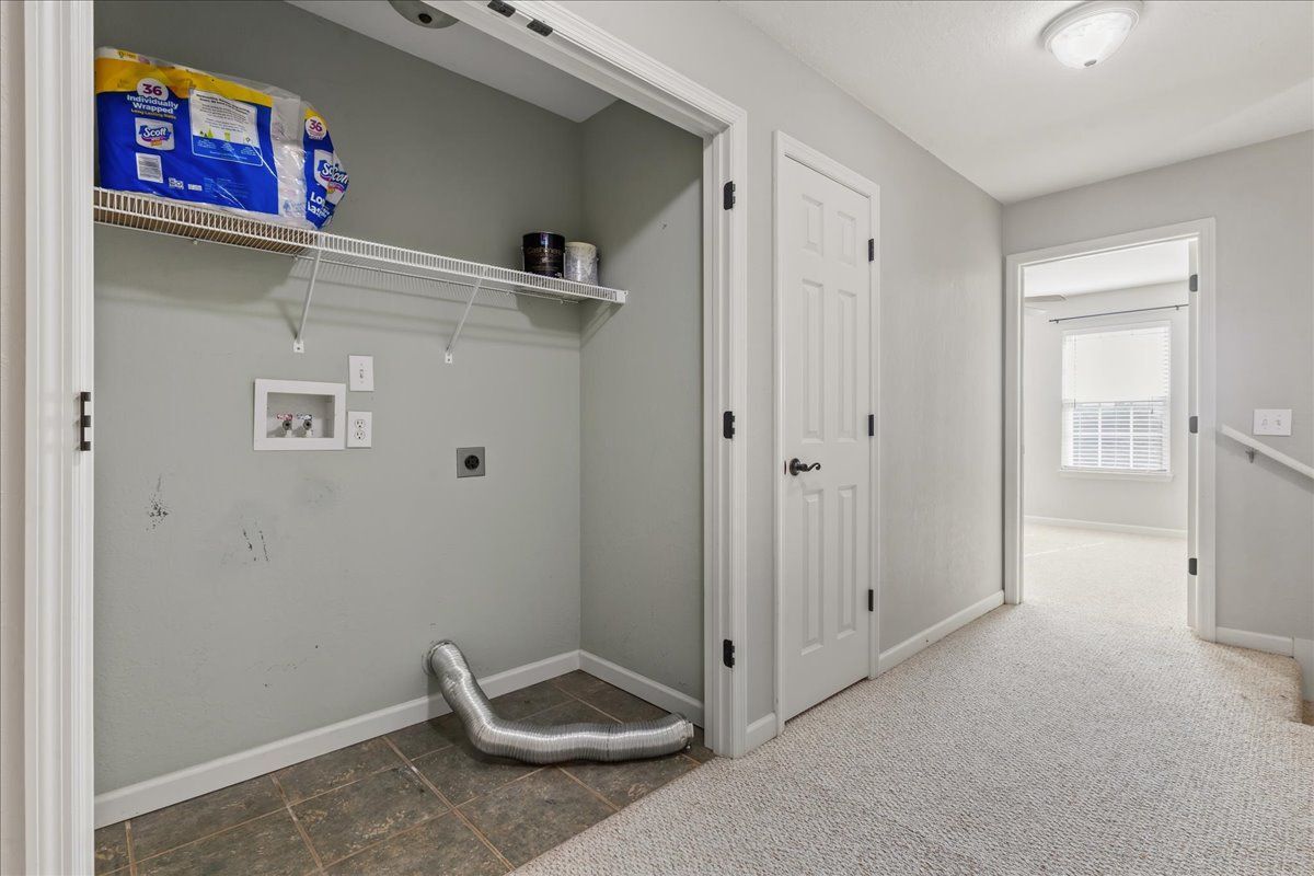 Building Photo - 410 Ashbury Cir