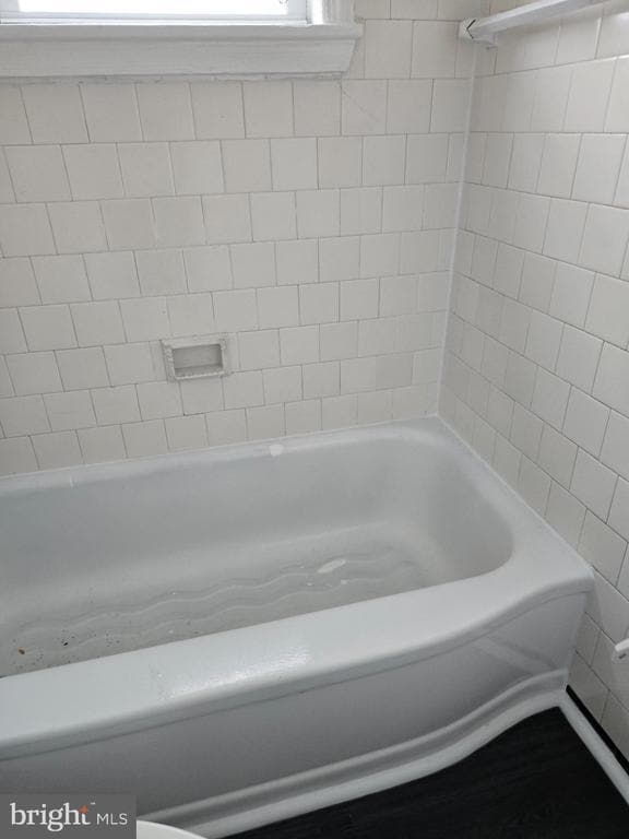 Building Photo - 7011 Fieldcrest Rd