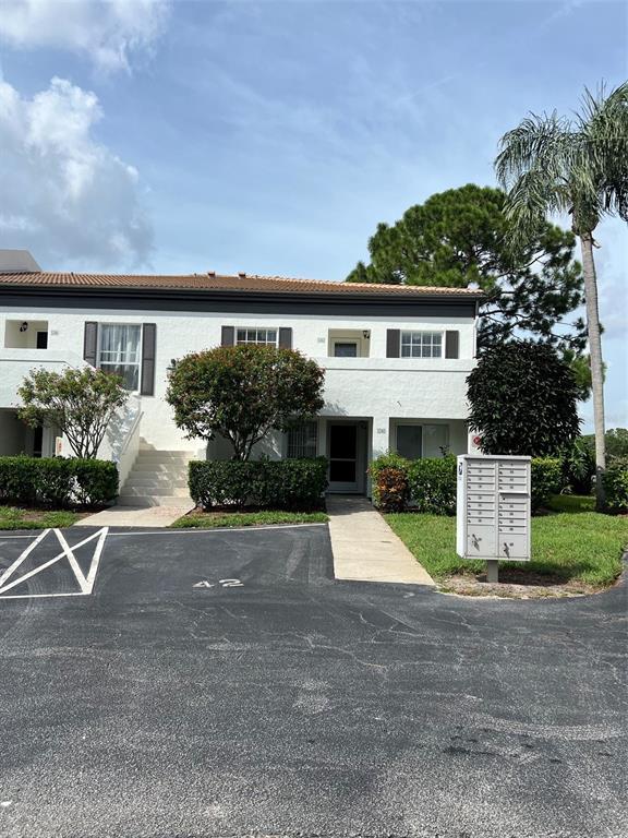 Building Photo - 5242 Wedgewood Ln