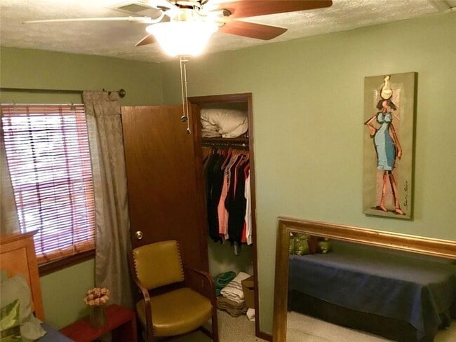 Building Photo - 1356 Bridgeson Ct