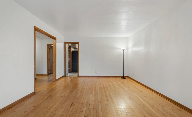 Building Photo - 1320 Alms Dr