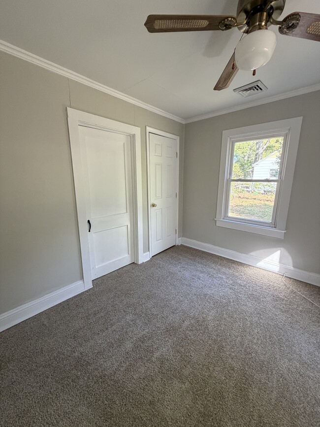 Building Photo - 508 Hayward Ave