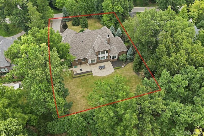 Building Photo - 2707 Turtle Lk Dr