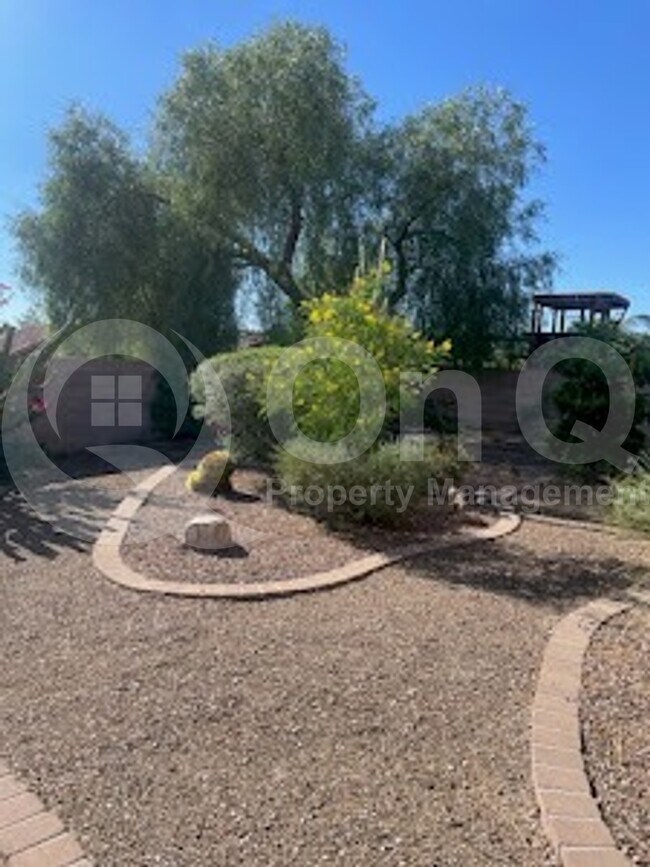 Building Photo - 12905 N Mesozoic Dr
