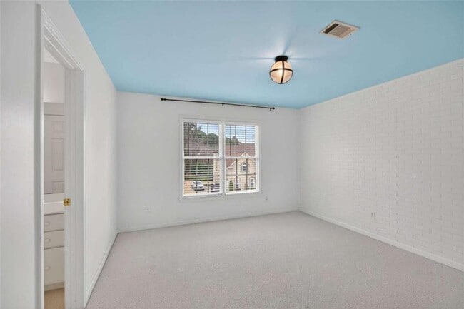 Building Photo - 1712 Kenbrook Ct NW