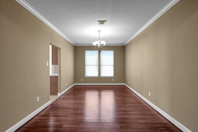 Building Photo - 952 Crannog Way