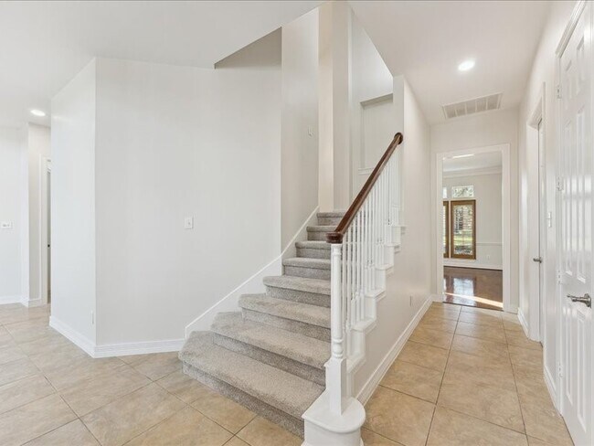 Building Photo - 11404 Island Manor St